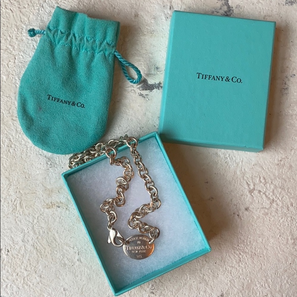 Return to Tiffany sterling silver oval necklace